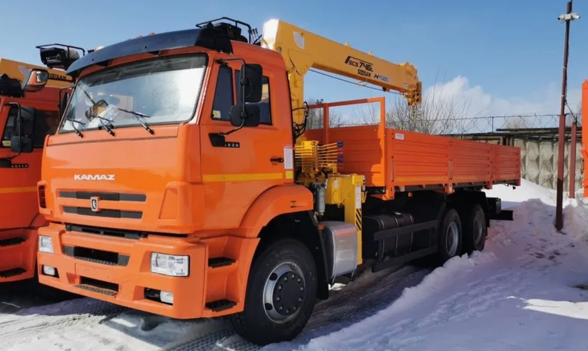 Автокран КАМАЗ 6520