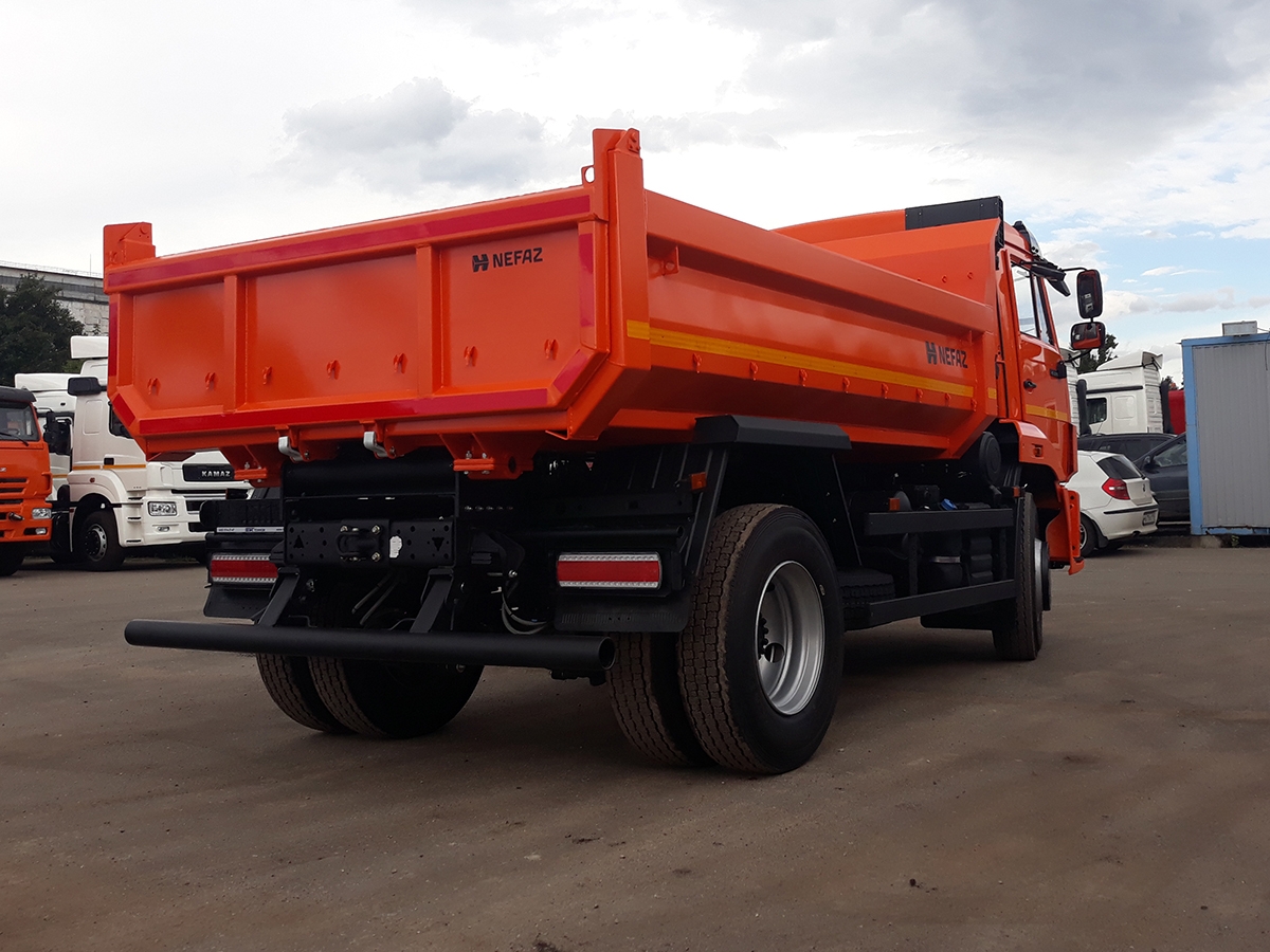 Самосвал КАМАЗ 43255